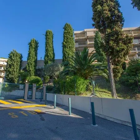 Calme Avec Terrasse Et Parking A 5 Min De La A - Fr-1-196-203 Apartment *