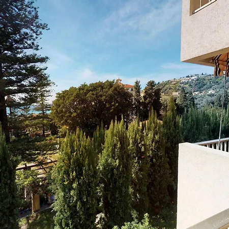 Apartment Calme Avec Terrasse Et Parking A 5 Min De La A - Fr-1-196-203 Menton