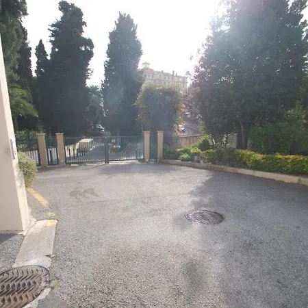 Calme Avec Terrasse Et Parking A 5 Min De La A - Fr-1-196-203 * Menton